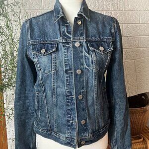 Classic Denim Blue Jean Jacket GAP Size XS EUC